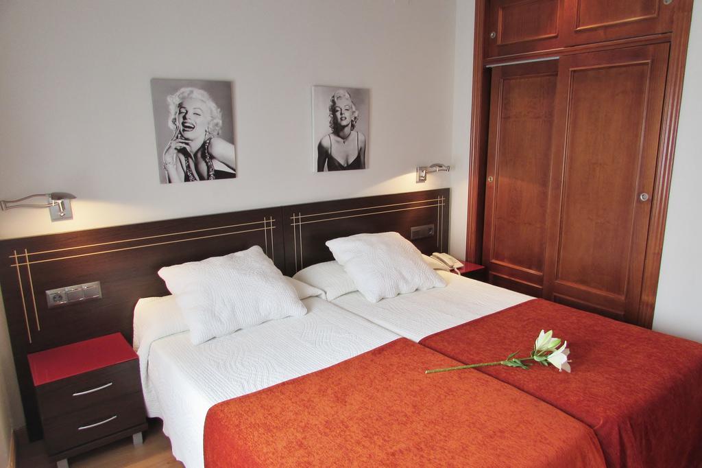 Apartamentos Turisticos Las Nieves Granada Buitenkant foto